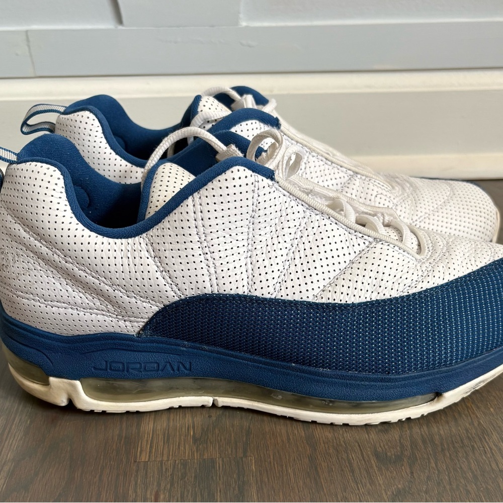 Air Jordan Comfort Max 12 - French Blue and White Sneakers
